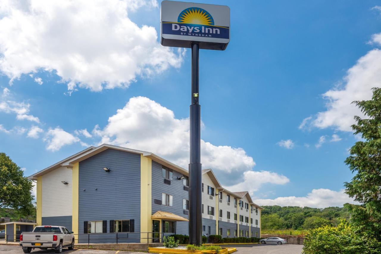 Days Inn By Wyndham Somerset Pa I-70 I-76 Exterior photo